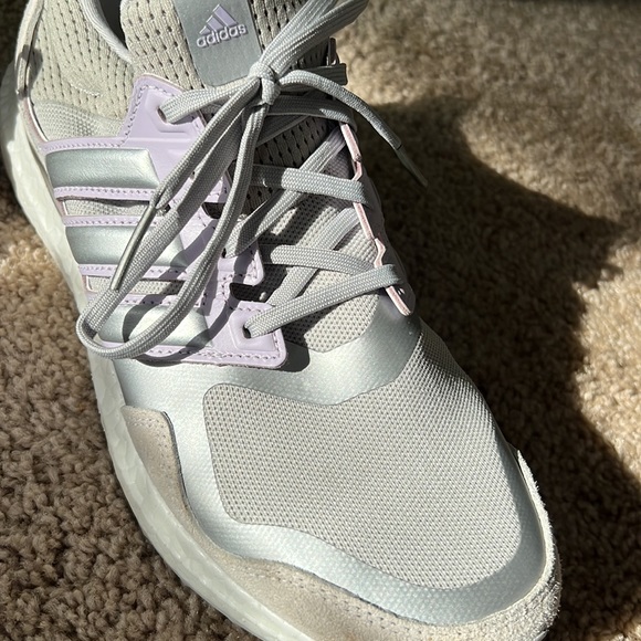 Adidas ultraboosts continental 9.5 - Picture 3 of 7